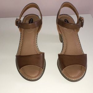 Saddle brown ankle strap stacked heel sandals